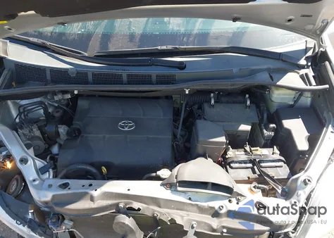 2015 Toyota Sienna Xle 8 Passenger from USA, damaged, VIN 5TDYK3DC3FS670960